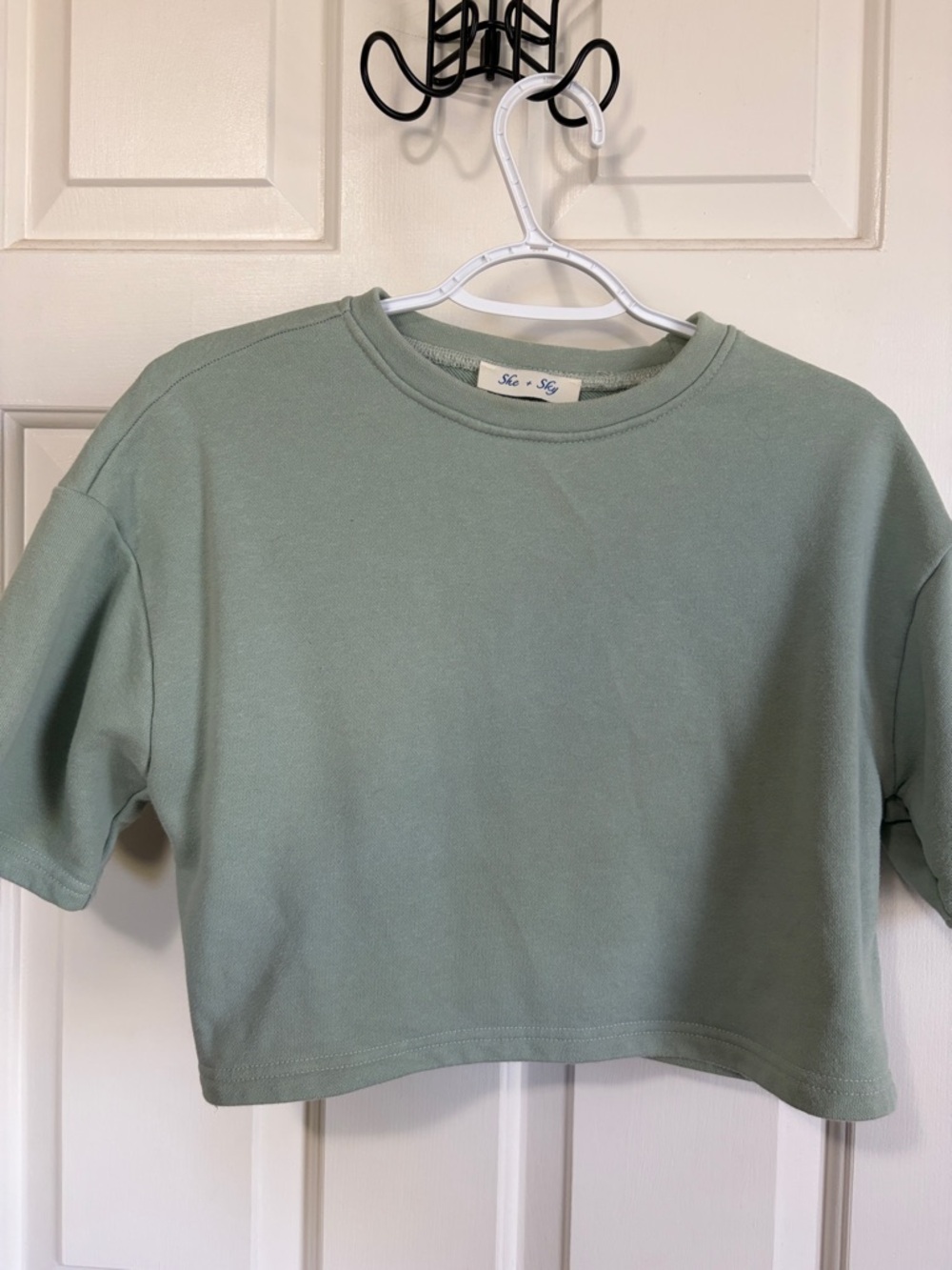 She and Sky Sage Green Matching Set - Picture 5 of 9